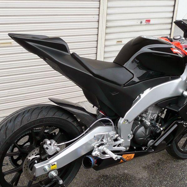 RS4 125用 シートカウル レース用 |  | 01