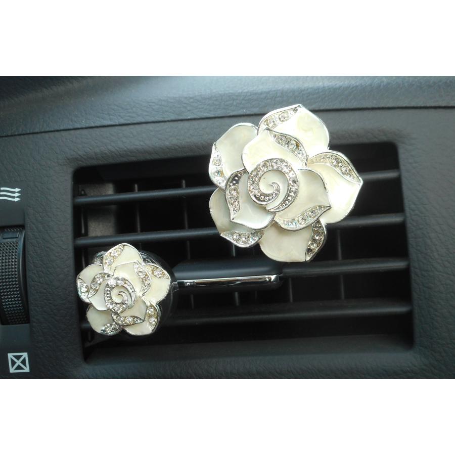 車 芳香剤 台座付きクリップ1個  無香料リフィル1個付 カー エアコン クリップ 丸型 台座付き アロマディフューザー カー香水 car-clip-1 |  | 17