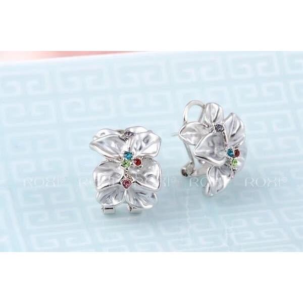 ピアス ROXY タイプ キュービックジルコニア プラチナ仕上げ ピアス |  | 01