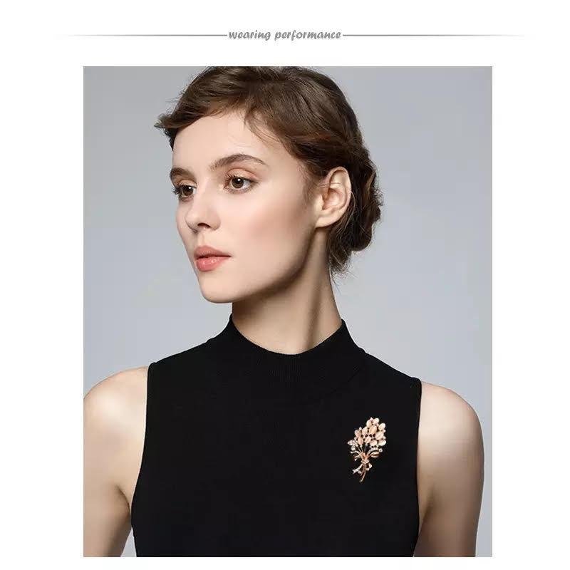 ブローチ オパールカラーフラワー ラインストーン ブローチ |  | 02