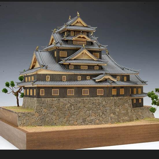 ウッディジョー/木製建築模型 1/150岡山城+ジオラマ・塗料セット