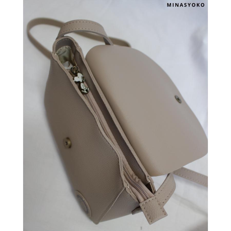 SNOOPY（スヌーピー） フラップ ショルダーバッグ 合皮 革 レディース