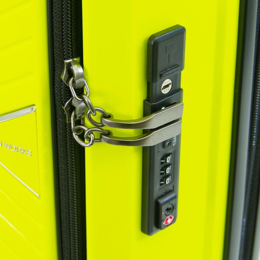 【極美品】シフレ Green Works ハード 軽量 フロント開き TSA 極美品】シフレ Green Works ハード 軽量 フロント開き TSA