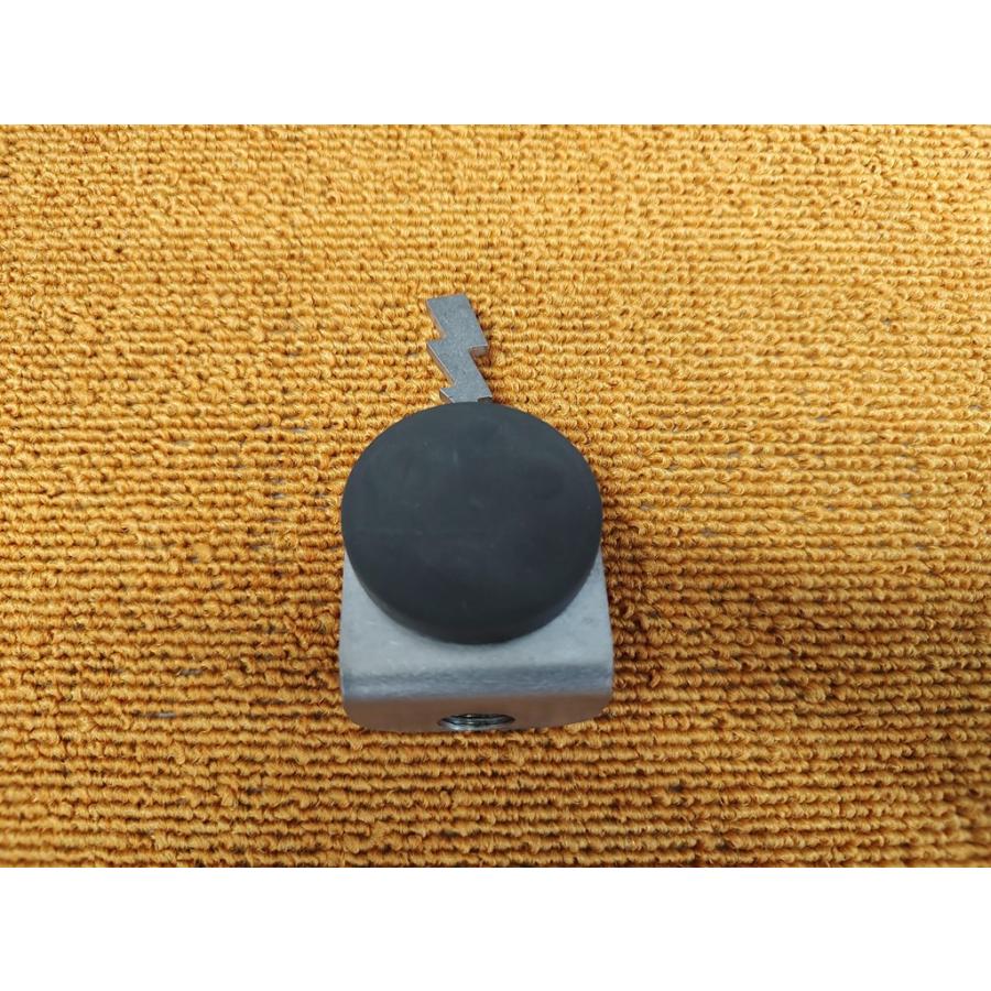 プラグホルダー　マグネット　稲妻　Bプラグ用　MRP |  | 02