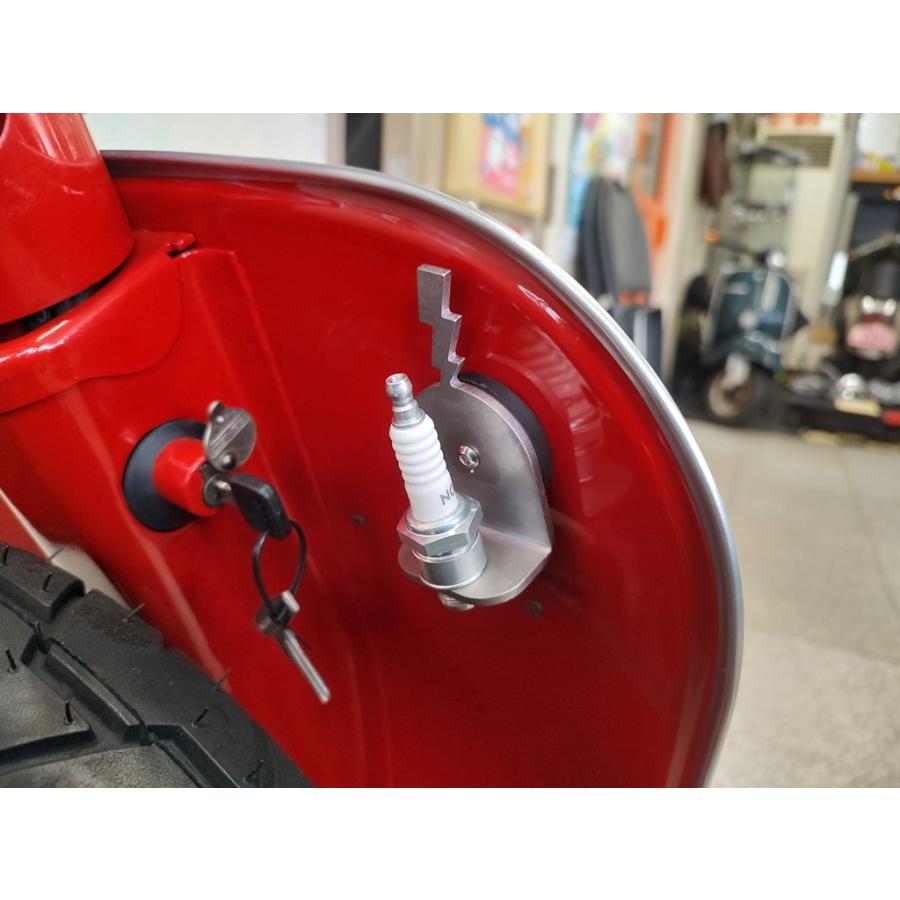 プラグホルダー　マグネット　稲妻　Bプラグ用　MRP |  | 03