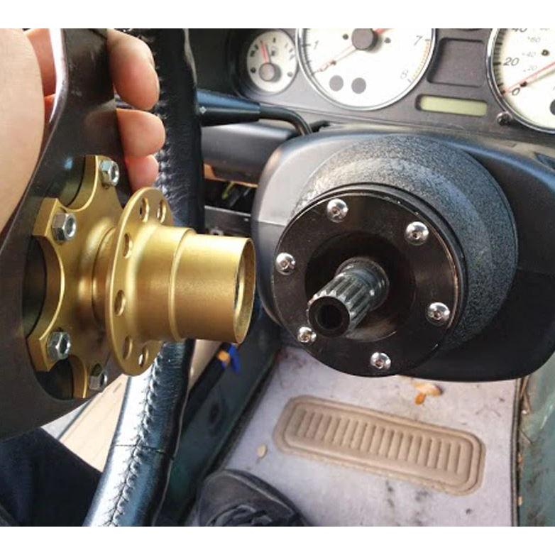 クイックリリースハンドルボス　汎用　６穴　PCD70 |  | 05