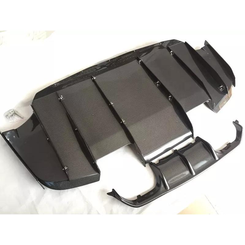 BMW M3 F80 M4 F82 F83 カーボンリアディフューザー | BMW | 01