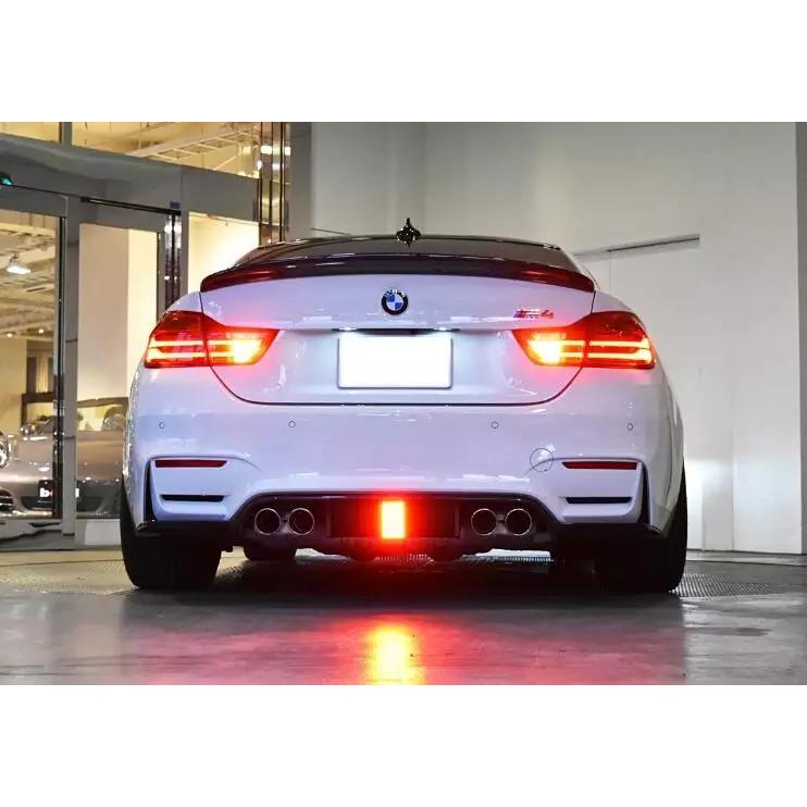 BMW M3 F80 M4 F82 F83 カーボンリアディフューザー LEDランプ BMW M3 F80 M4 F82 F83 カーボンリアディフューザー LEDランプ
