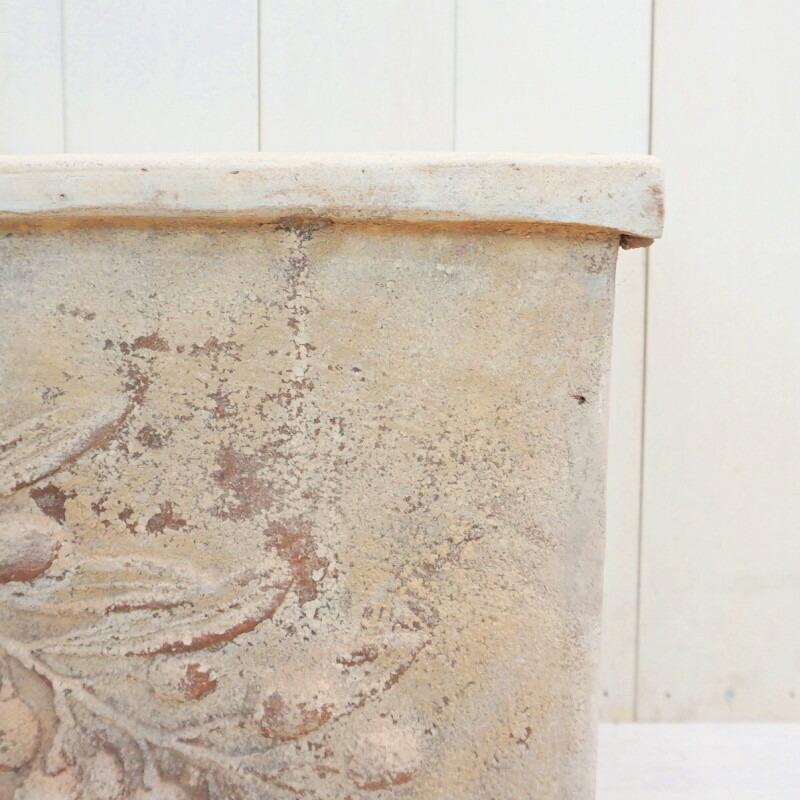 テラコッタ製 ☆花レリーフ模様 楕円植木鉢☆ 英国オルネート社 プランター テラコッタ製 ☆花レリーフ模様 楕円植木鉢☆ 英国オルネート社