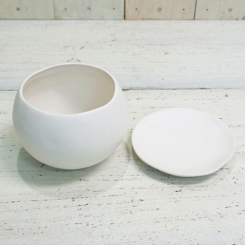 植木鉢 おしゃれ 陶器鉢 マリナM (2色) 12cm 4号 底穴あり 皿付 ツヤ