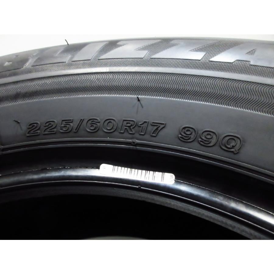 BRIDGESTONE（ブリヂストン） バリ溝 VRX3 225/60R17 BLIZZAK 2021年
