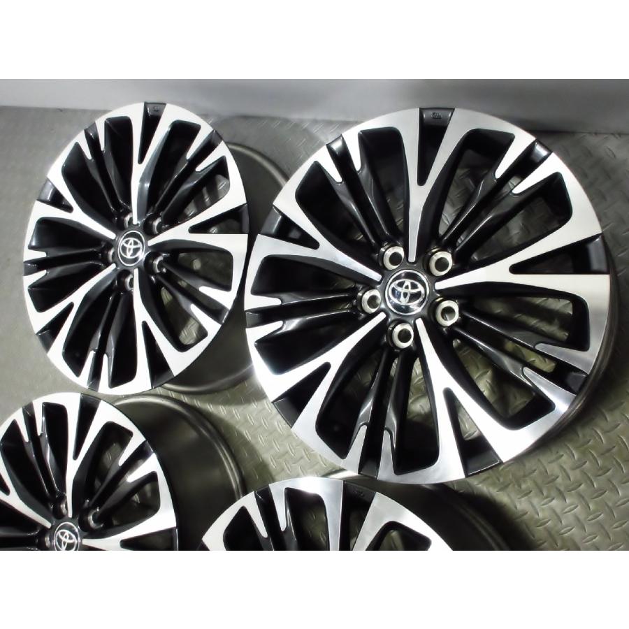 トヨタ 美品 走行極少 ヤリスクロス Z 純正 改良前 18インチ 7J+