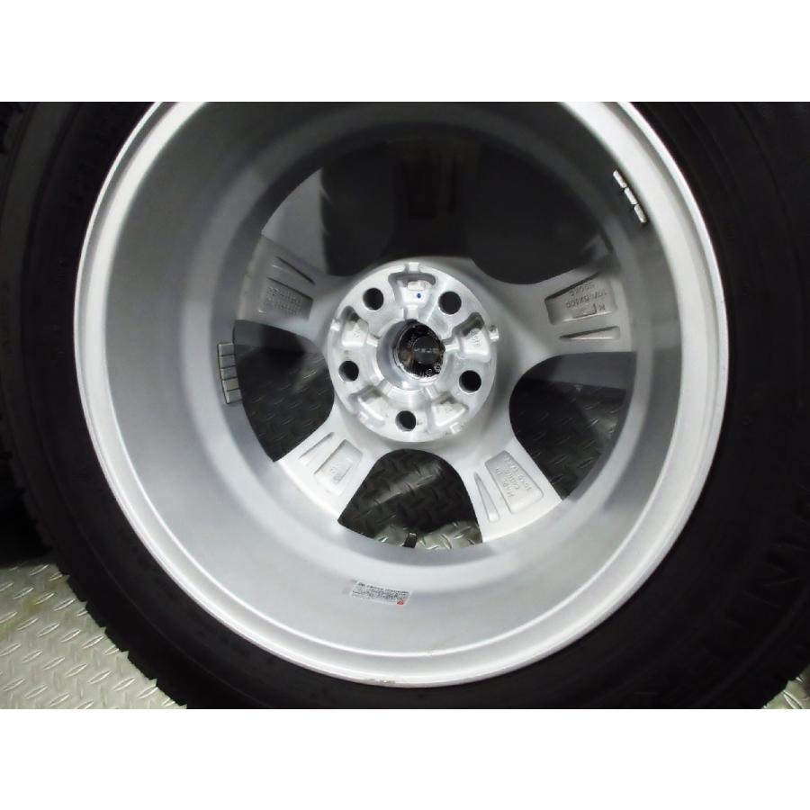 美品 VIOLENTO 6.5J+38 PCD114.3-5穴 ダンロップ WM03 205/60R16 2023年後半 ほぼ新品 スタッドレス トヨタ 90 ノア ヴォクシー プリウスαの画像
