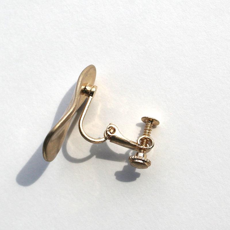 イヤリング 20代 30代 40代 50代 大ぶり カジュアル ゴールド シルバー