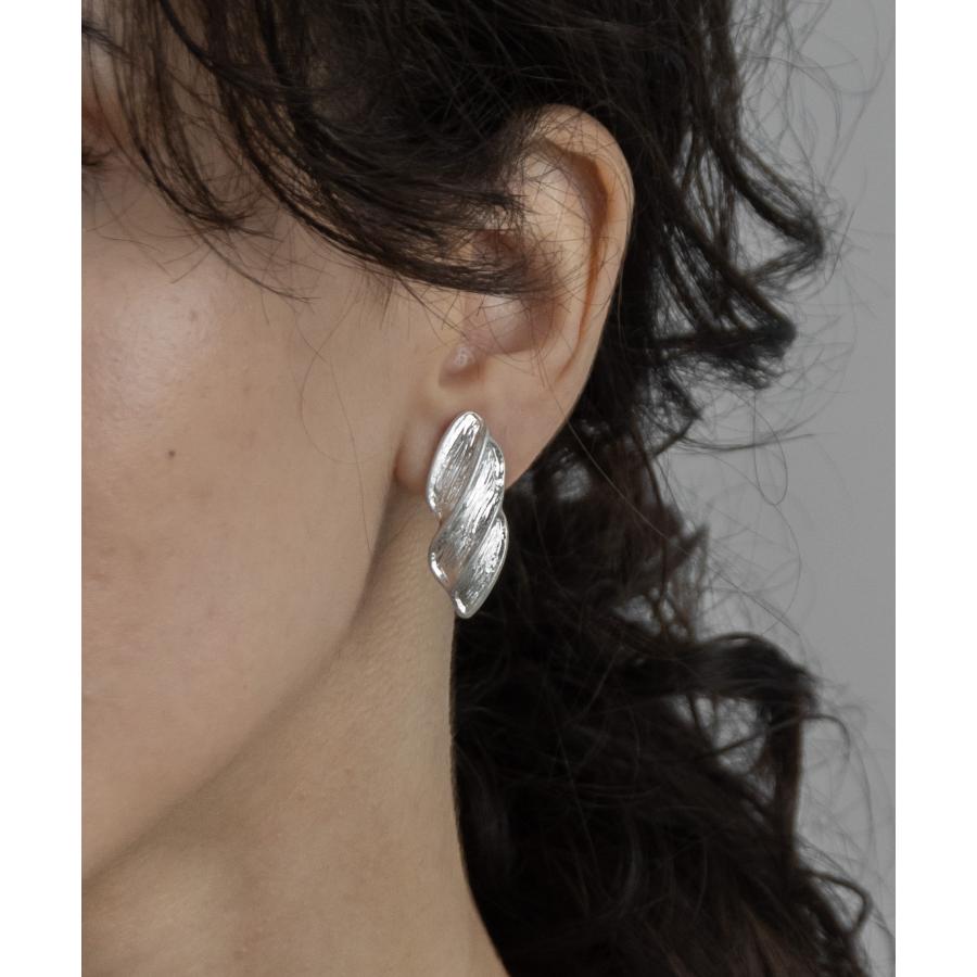 イヤリング 20代 30代 40代 50代 大ぶり カジュアル ゴールド シルバー