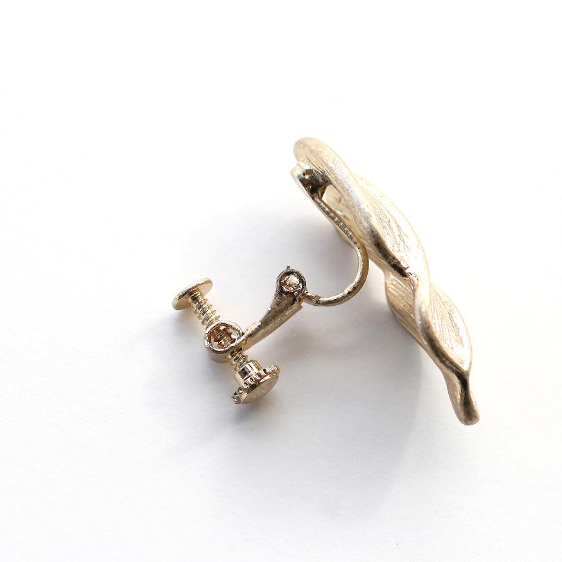 イヤリング 20代 30代 40代 50代 大ぶり カジュアル ゴールド シルバー