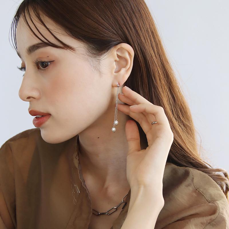 金属アレルギー対応 ピアス ツインパールロングピアス 揺れる 