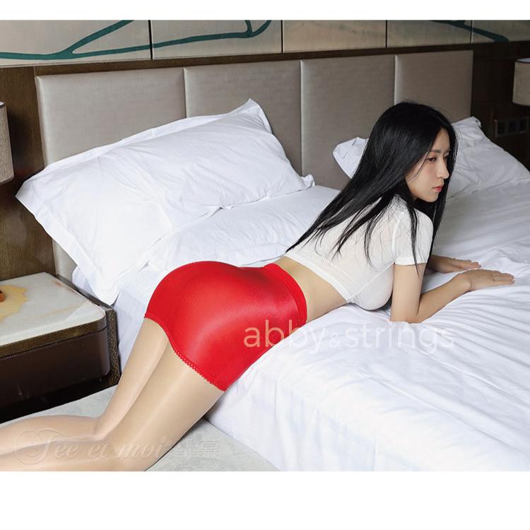 【午前購入 当日発送】【送料無料】高密度 超光沢 セクシータイトスカート（ 黒 白 銀 赤 深青 ）0404 コスプレ フリー レッグウェア ミニスカ |  | 17