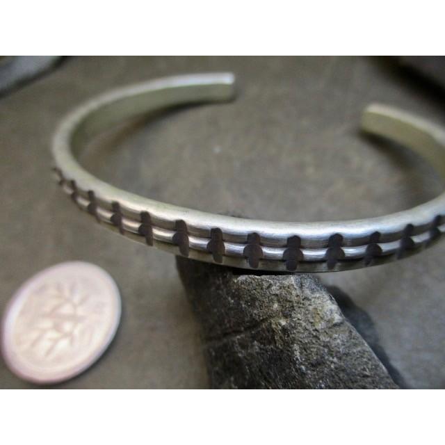 カレンシルバー バングル 結び目 太め カレン族 シルバー ブレスレット 純銀 シルバー バングル カレンシルバー ブレスレット シンプル サイズ調節