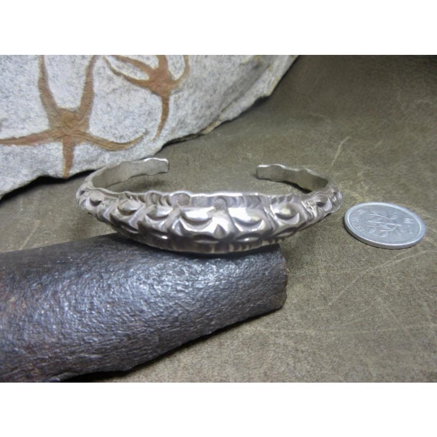 銀製 カレン族 ハンドメイド シルバー バングル silver Bangle