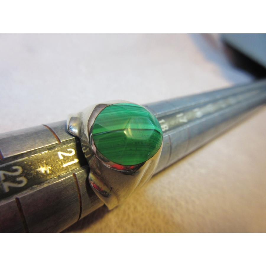 し*ま様 美品✨925 天然石 大ぶり マラカイト 孔雀石 シルバーリング 超美品】 マラカイト リング シルバーリング 孔雀石 指輪 天然石