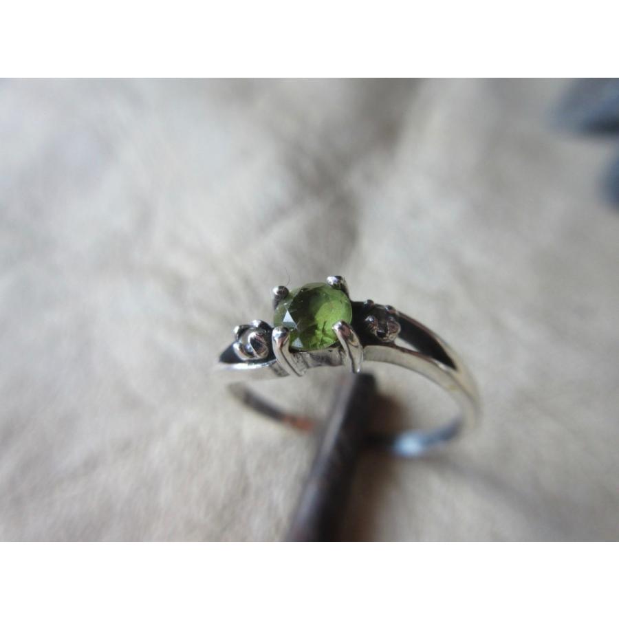 Silver925 Ring 純銀・指輪 ・ 天然石ペリドット 10号 n710