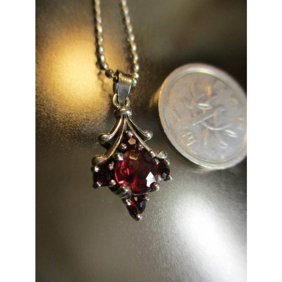 Silver925 チェーン付き （45cm) 、天然石ガーネット