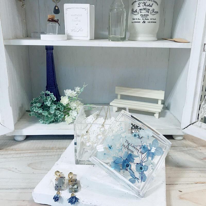 固まるハーバリウムでつくる マルチケースと小物3点セット