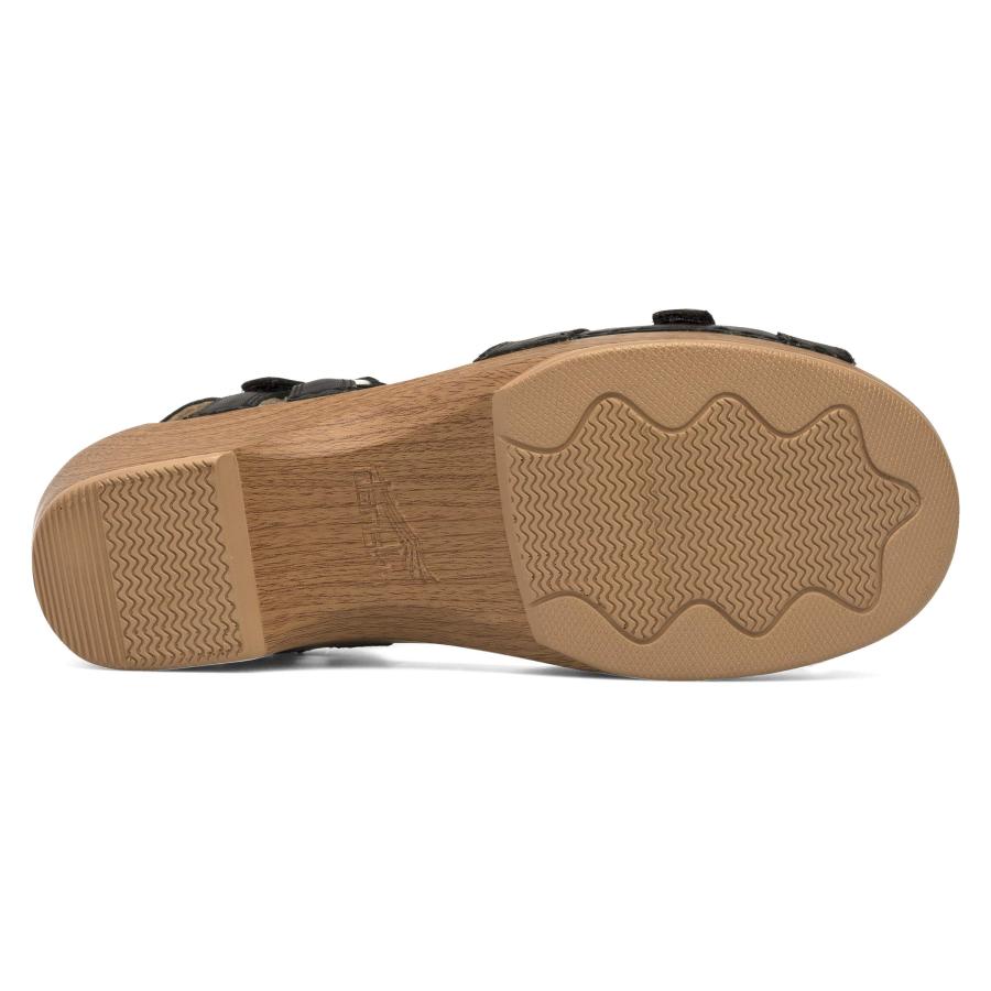 【並行輸入品】Dansko レディース シーズンサンダル US サイズ: 8.5 9 カラー: ブラック Dansko Women's Seasの画像