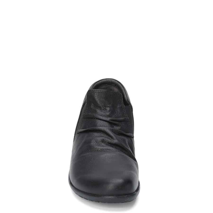 【並行輸入品】NAOT Footwear レディース Terehu スリッポンシューズ， ソフトブラックLthr， 9 NAOT Women's_6