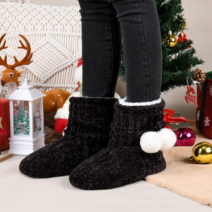 【並行輸入品】LORDFON Chenille Knit Womens Bootie Slippers with Cute Pom Pom,Cの画像