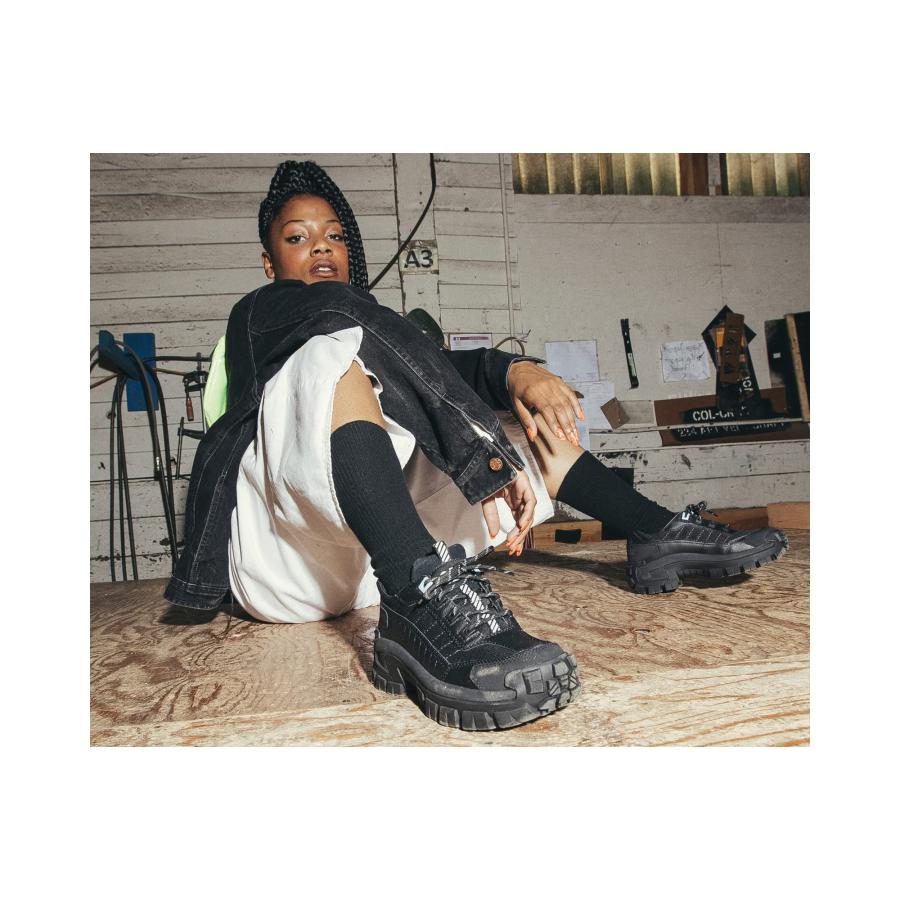 【並行輸入品】CAT Footwear Women's Invader Steel Toe Work Shoe, Black/Light Blの画像