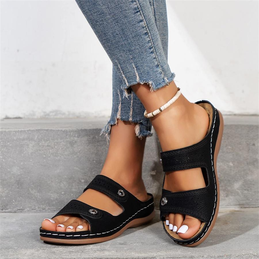 【並行輸入品】UIFLQXX Womens Solid Leather Slip on Flat Slides Sandals Clip To_3
