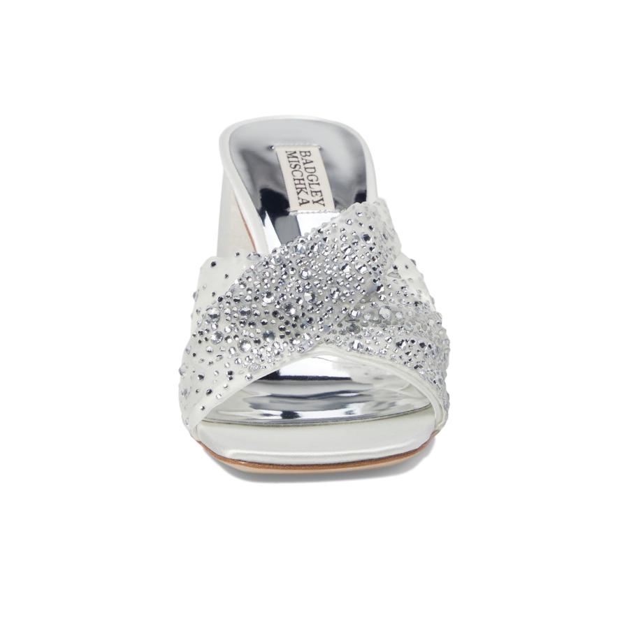 【並行輸入品】Badgley Mischka レディース カメリア ヒールサンダル, ソフトホワイト, 9 Badgley Mischka Woの画像