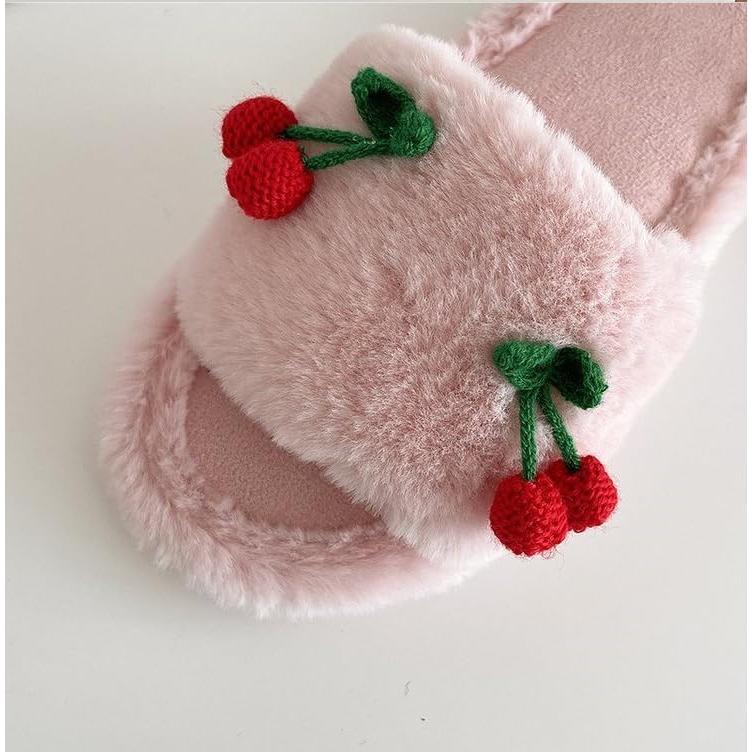 【並行輸入品】Fluffy Cute Cherry Plush Slippers for Women Winter Fashionable Wの画像