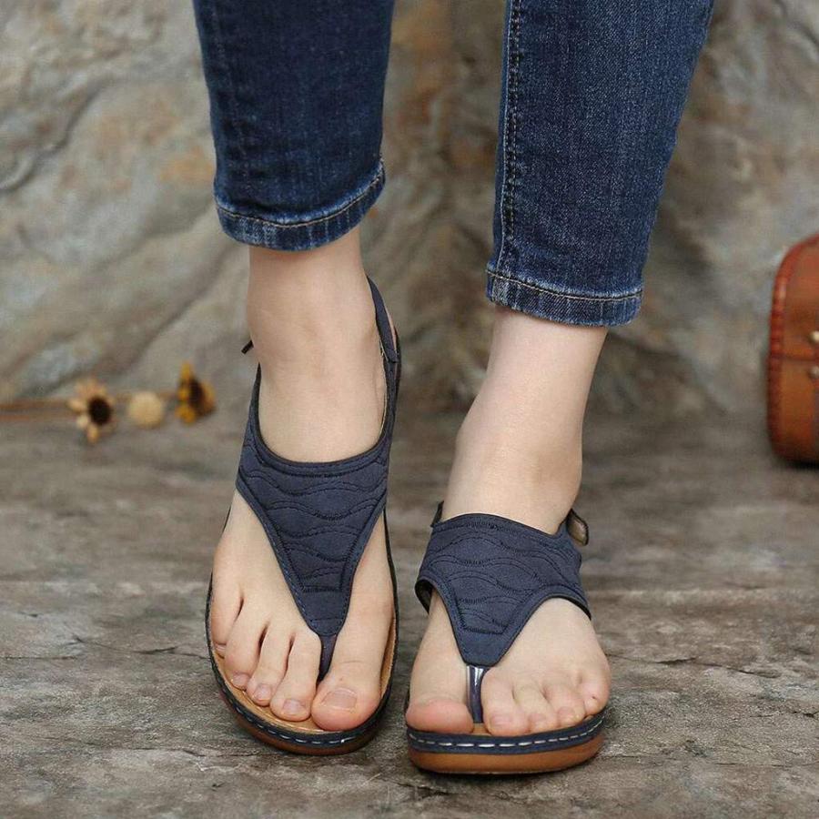 【並行輸入品】Arch Support and Plantar Fasciitis Relief Womens Slippers Leatheの画像