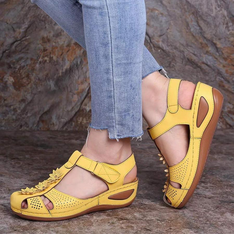 【並行輸入品】platform sandal black flats for women comfort elastic ankle straの画像