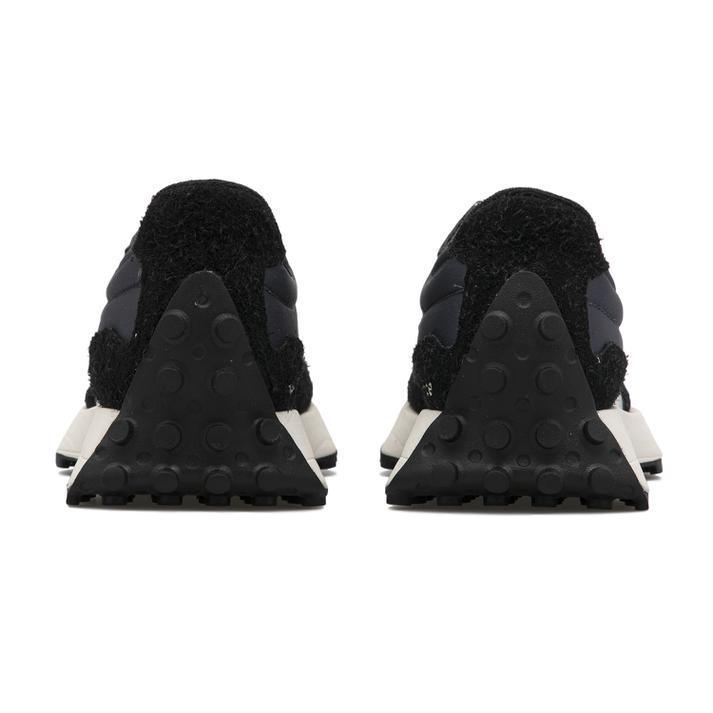 New Balance スニーカー ブラック/ホワイトWS327 SＦＣ New Balance WS327SFC BLACK 20FW-I（ニューバランス WS327SFC