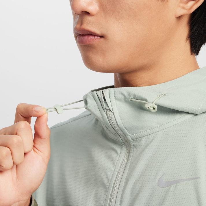 NIKE（ナイキ） M LGHT WINDRNNER JKT アウター FB7541 370JDHRZN