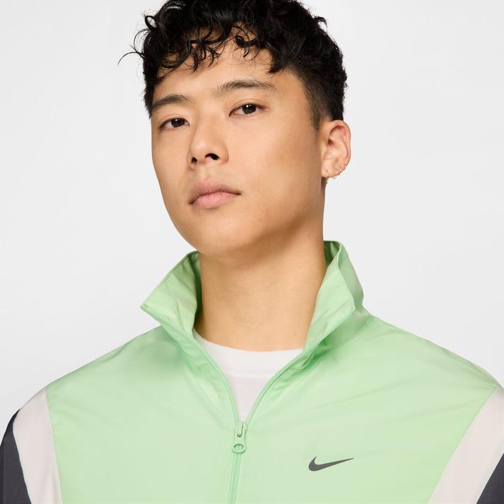 NIKE（ナイキ） M WVN ICON JKT STRTFV アウター FZ0249 376VPRGRN