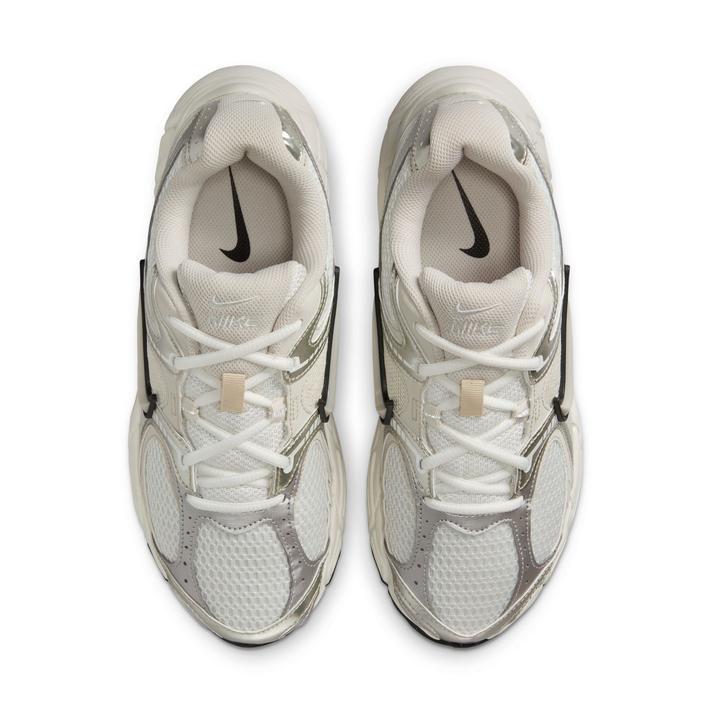 NIKE（ナイキ） W V5 RNR ウィメンズV5 RNR WHQ7901 104SMTWHT/LTOWB