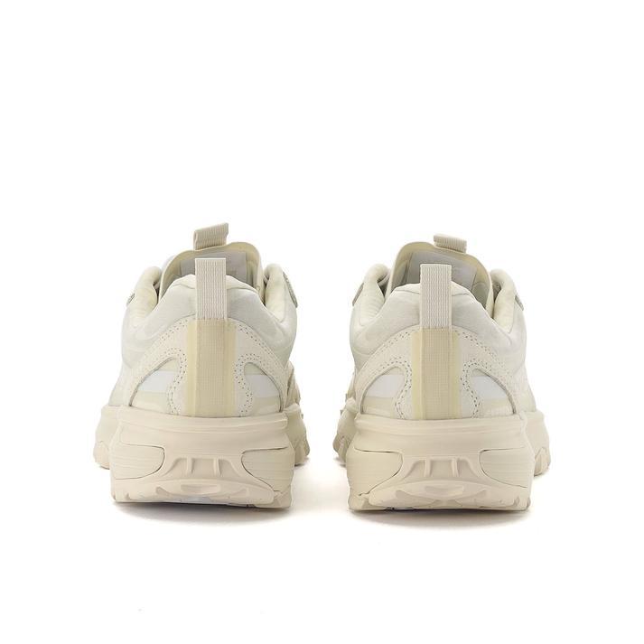 VANS ヴァンズ MTE CROSSPATH XC GORE-TEX MTE クロスパス XC GORE-TEX VN000DAMWHT WHITEの画像