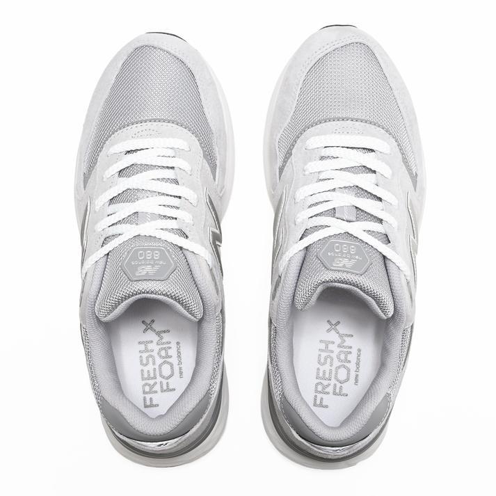 ⭐︎希少⭐︎Chanel スポーツ タンクトップ ホワイト グレー New Balance（ニューバランス） M880 6HE(4E) ウォーキング フレッシュ