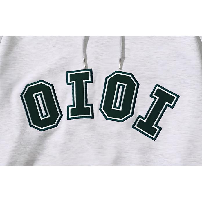 5252 by OiOi 50％OFF 韓国ブランド フロントアプリケフチ刺繍ロゴ裏毛