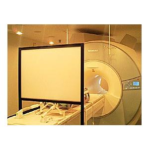 プロジェクタースクリーン ＭＲＩ診断室用リア型スクリーン ４０インチ スタンド型 ＭＲＩ−４０ホワイト