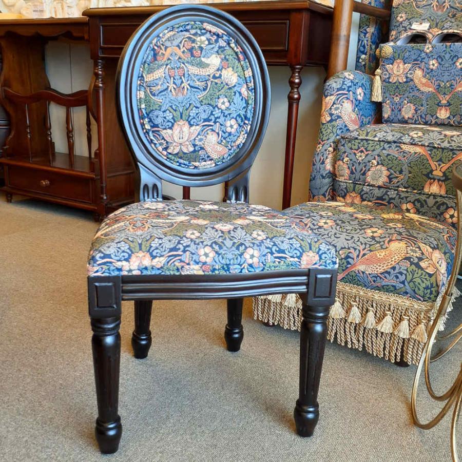 折り畳み椅子 William Morris アンティーク 家具 最終値下 折り畳み椅子 William Morris アンティーク 家具