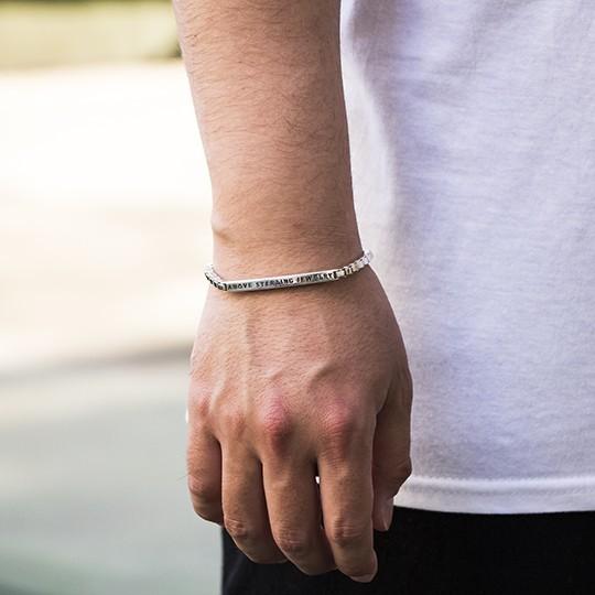 高級感 Above シンプルコーデにもオススメのブレスレット アボーブ ボックス付き プレゼントにおすすめ スタイリッシュ シンプル ９２５ ブレスレット メンズ メンズアクセサリー