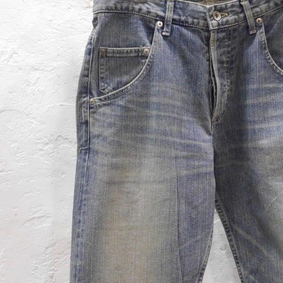FROG DENIM（フロッグデニム） ユーズド加工ルーズストレートジーンズ