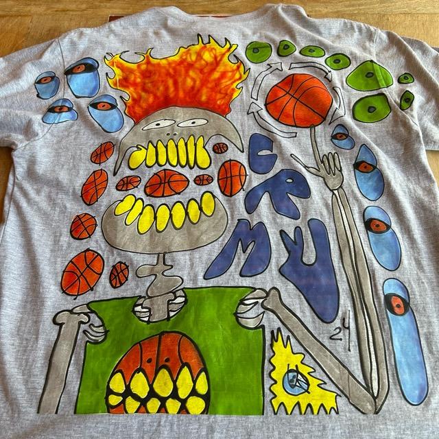 TOPANGA Men's バスケットmonster Tシャツ　グレー　カットソー　　ファッション　メンズ　カットソー　半袖　プリントTシャツ TOPANGA Men's バスケットmonster Tシャツ グレー カットソー