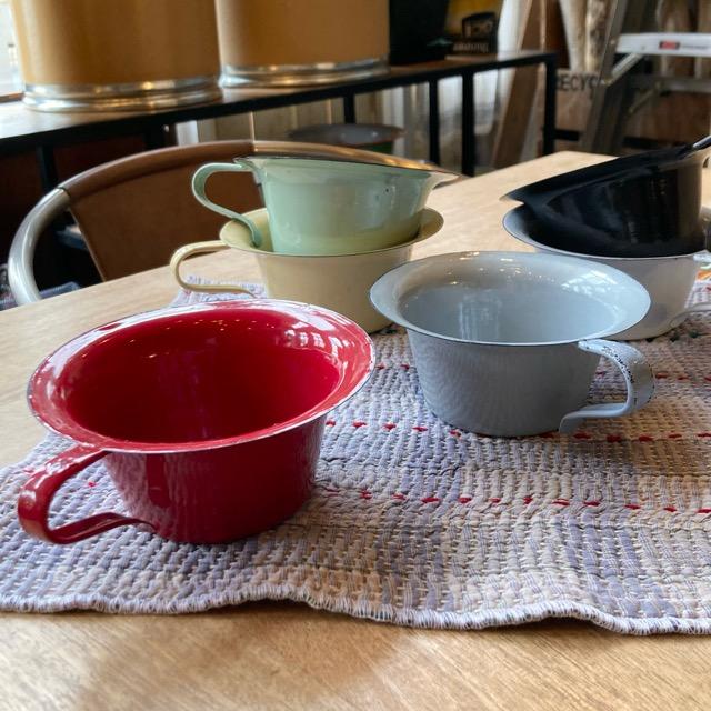 パキスタンホーロー シェラカップ 全6色 ホワイト イエロー